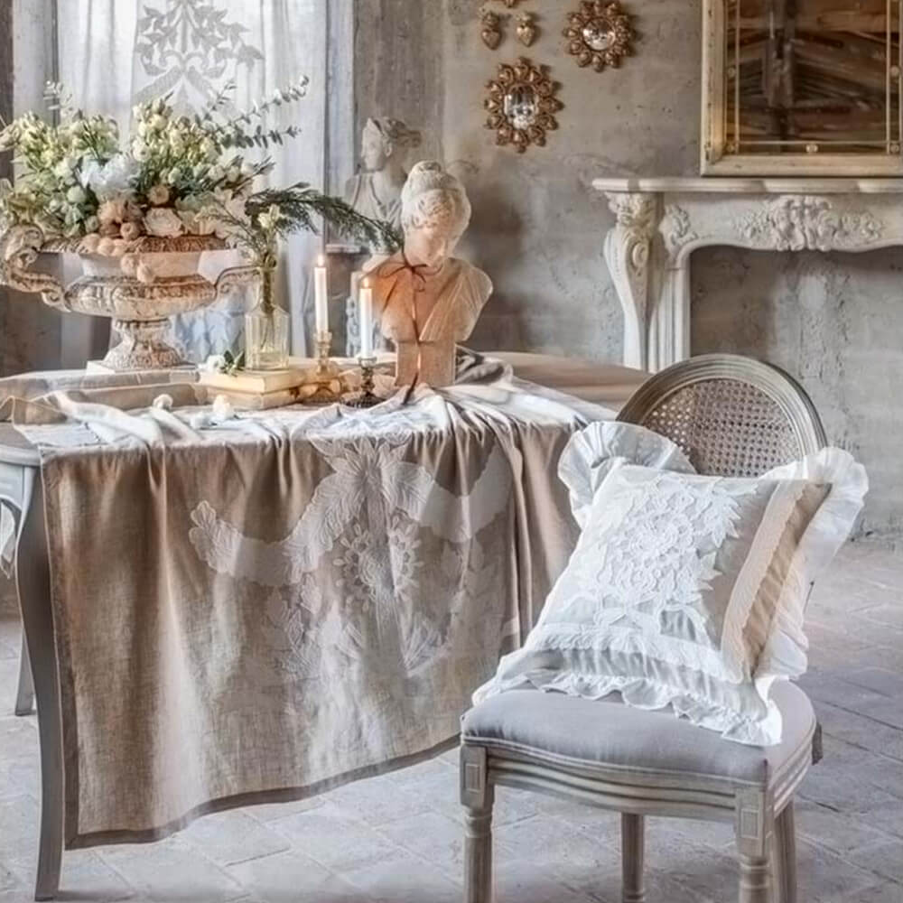 Blanc MariClò Tovaglia Dentelle Collection in Lino e Cotone Beige 160x280 cm.