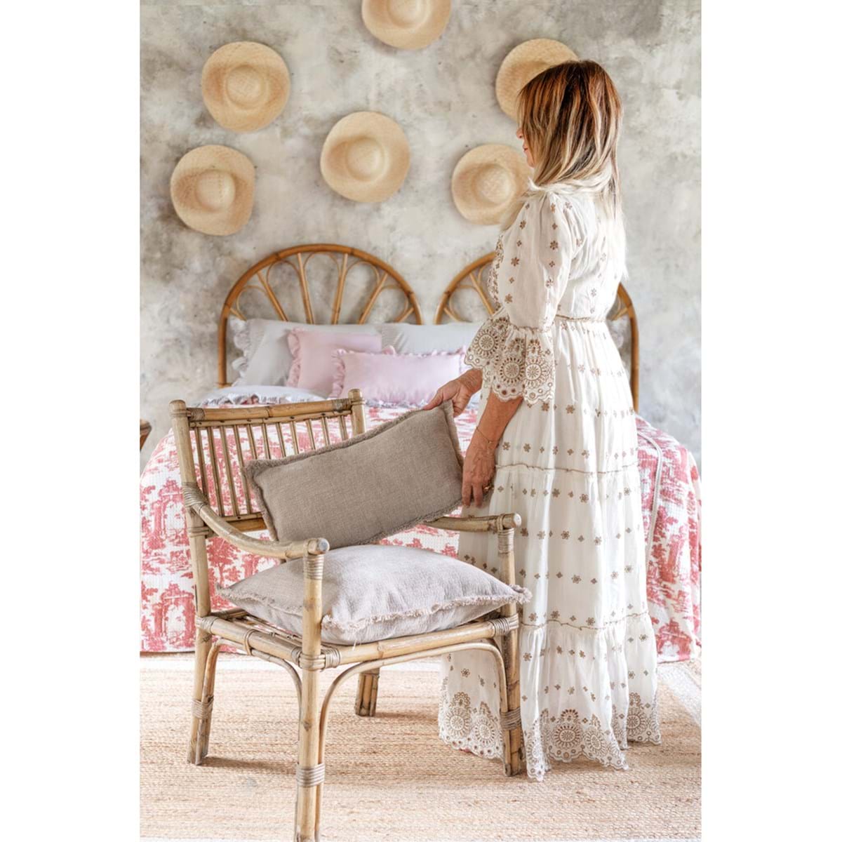 Cuscino con Frange Orangerie Collection 50x50 cm. Tortora