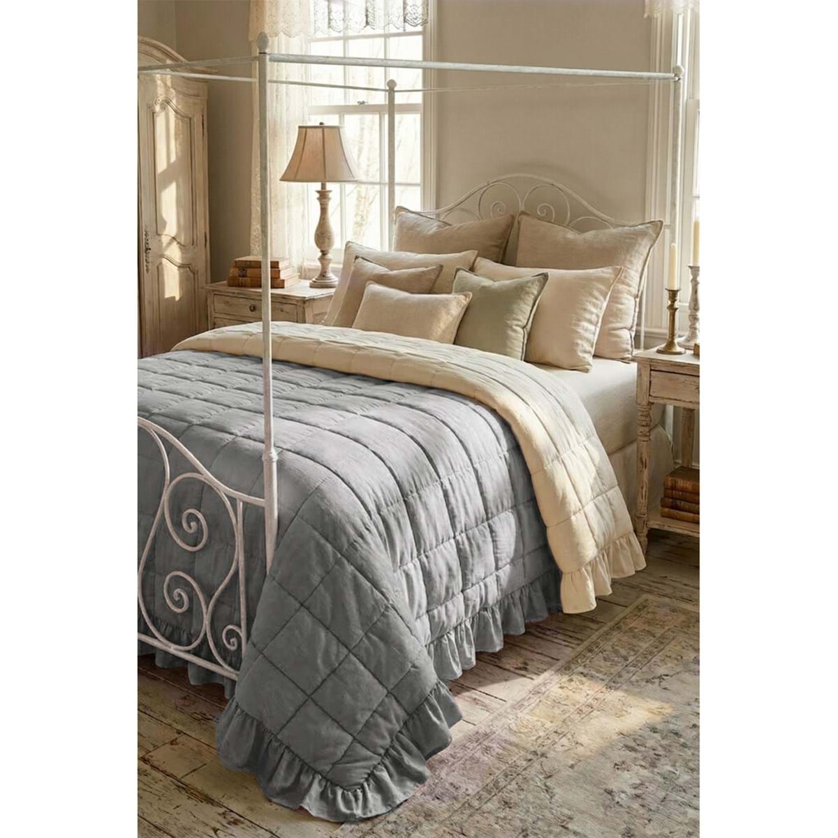 Blanc MariClò Trapunta Bicolore con Gale Gala Prestige Collection in Microfiber Azzurro 260x260 cm.