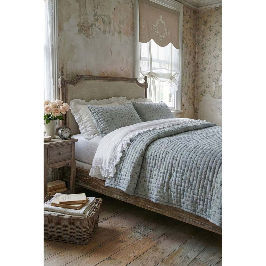 Blanc MariClò Trapunta Fantasia Hiver Fleuri Collection in 100% Poliestere Verde Acqua 260x260 cm.