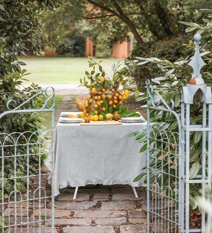 Blanc MariClò Tovaglia Taormina Collection con Volant in Cotone Verde 162x192 cm.