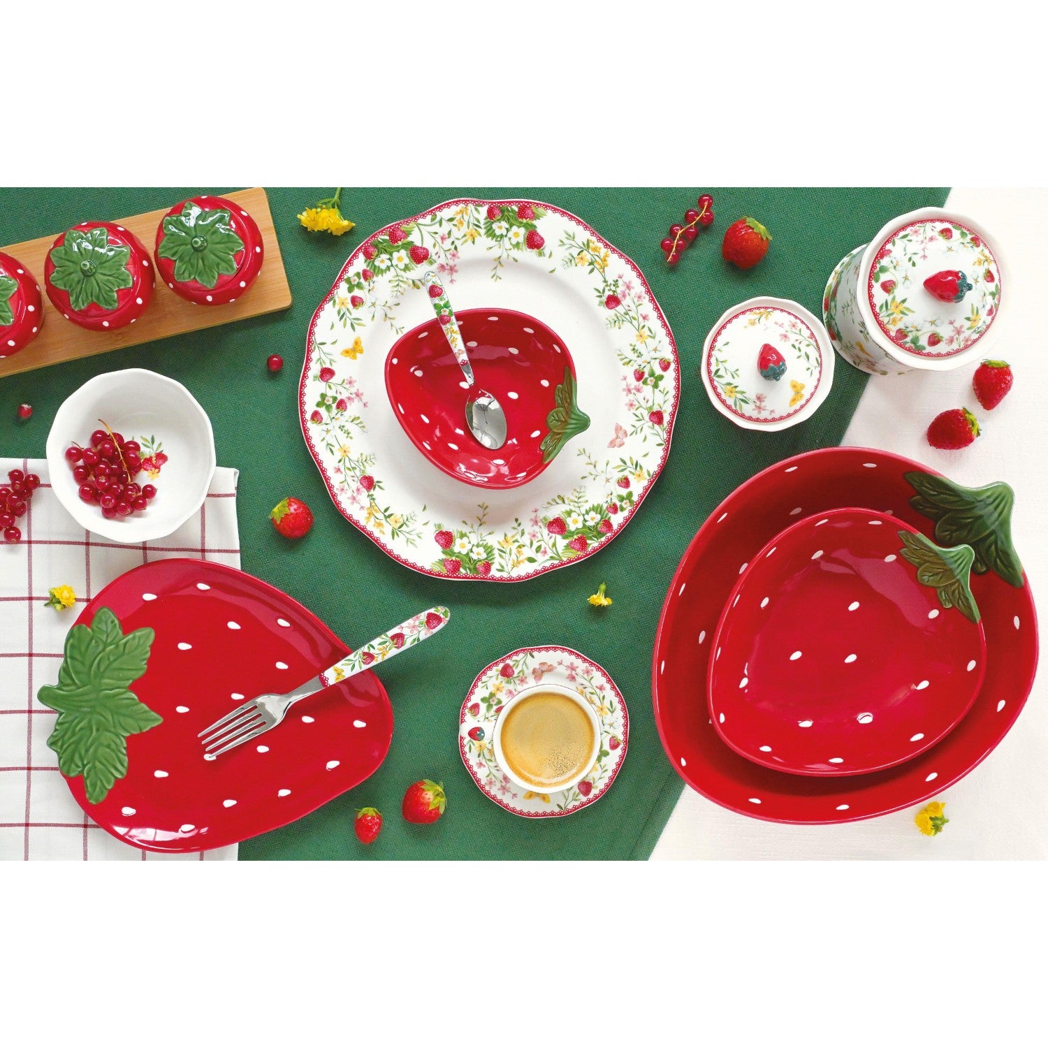 Ciotola Fragola in Porcellana Jardin de Fraises Collection 15x12,5 cm.